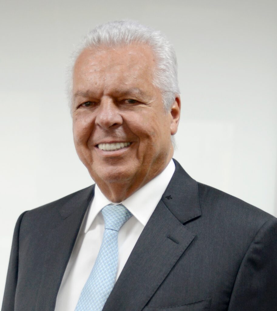 Antônio Pinheiro - Diretor financeiro e administrativo - IND E COM